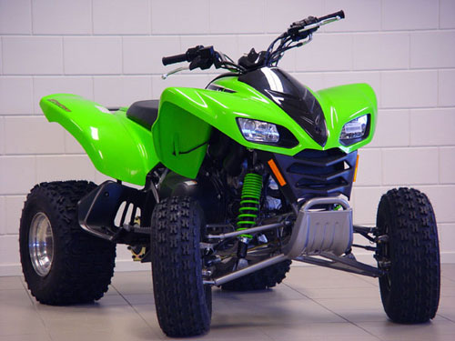 dit is een kawasaki kfx 700