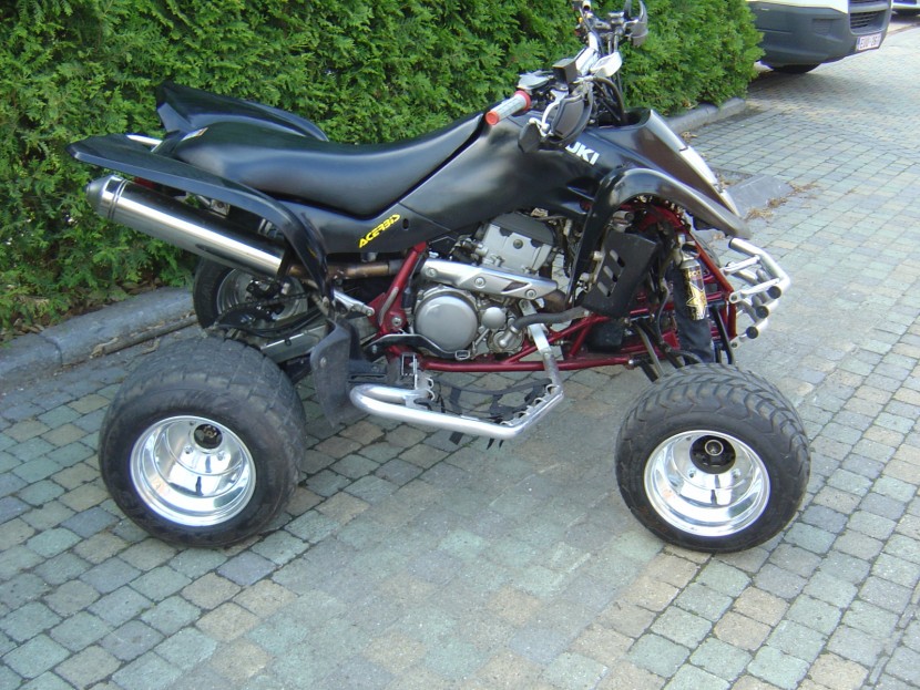 Suzuki LTZ 400 Superquader 4.jpg (998.79 KiB) 24517 keer bekeken Suzuki LTZ 400 Superquader 4.jpg