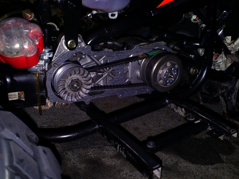 PICT0080.JPG (1.18 MiB) 67238 keer bekeken Zo de snaar zit er al weer op